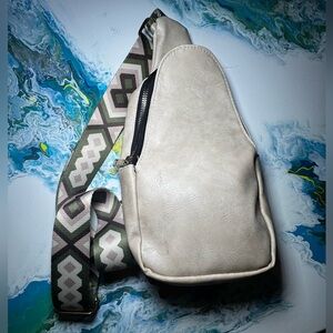 UNISEX LEATHER CREAM SLING BAG/ CROSSBODY  WITH GREEN/CREAM GUITAR STRAP